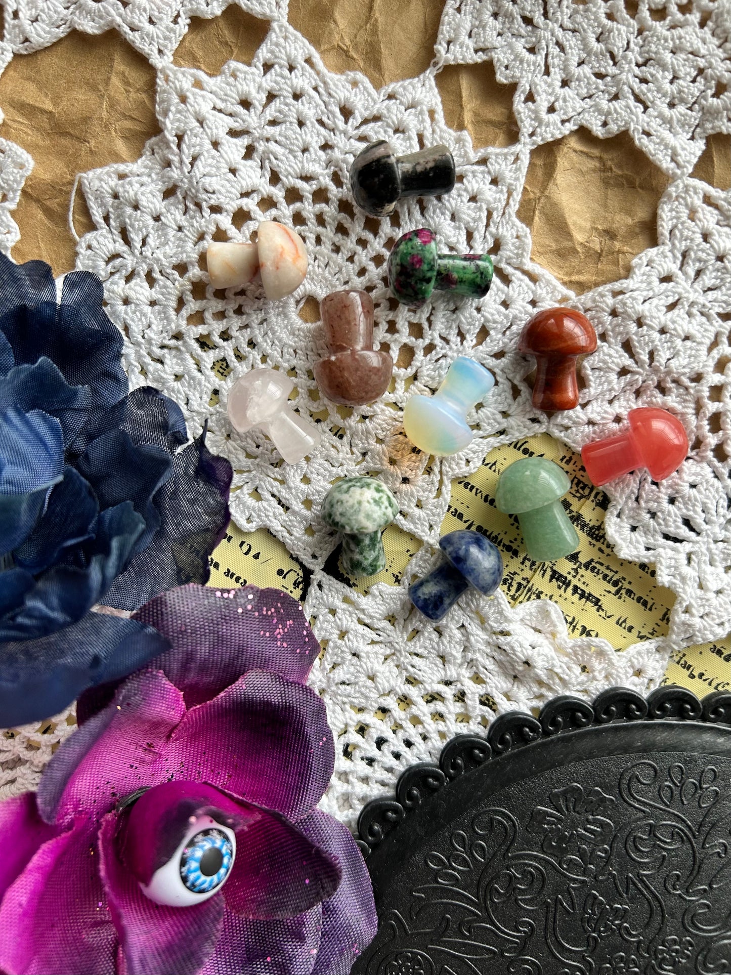 Mini Crystal Mushies