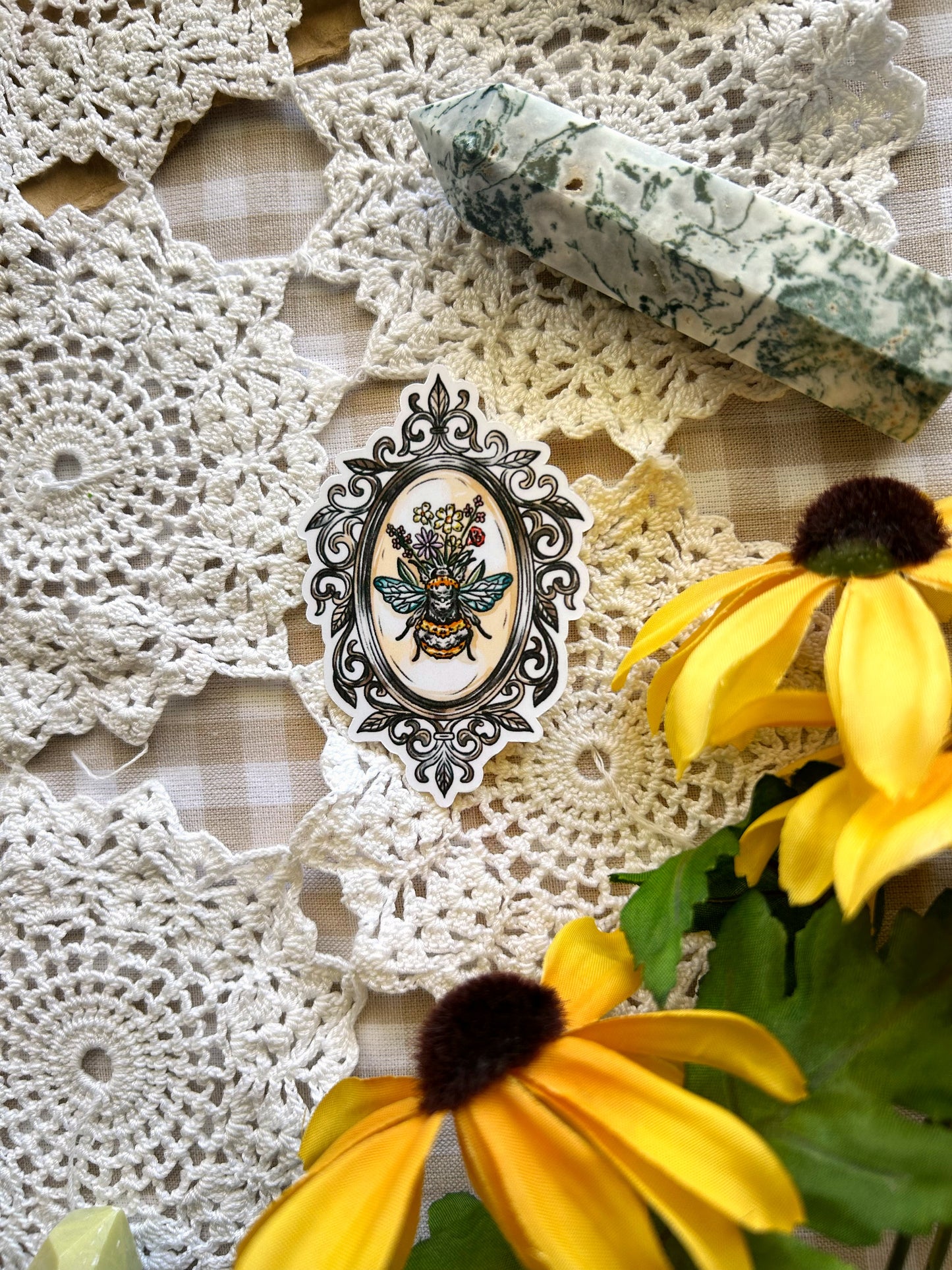 Bumble Bee Frame
