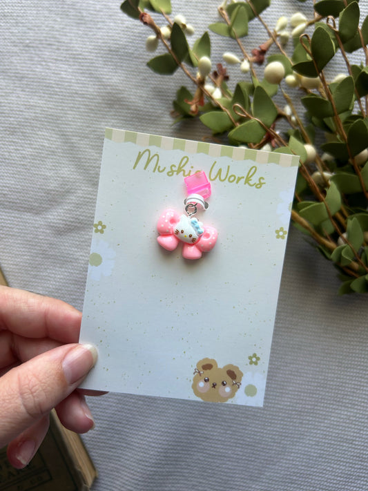 Hello Kitty Bow Kindle Charm